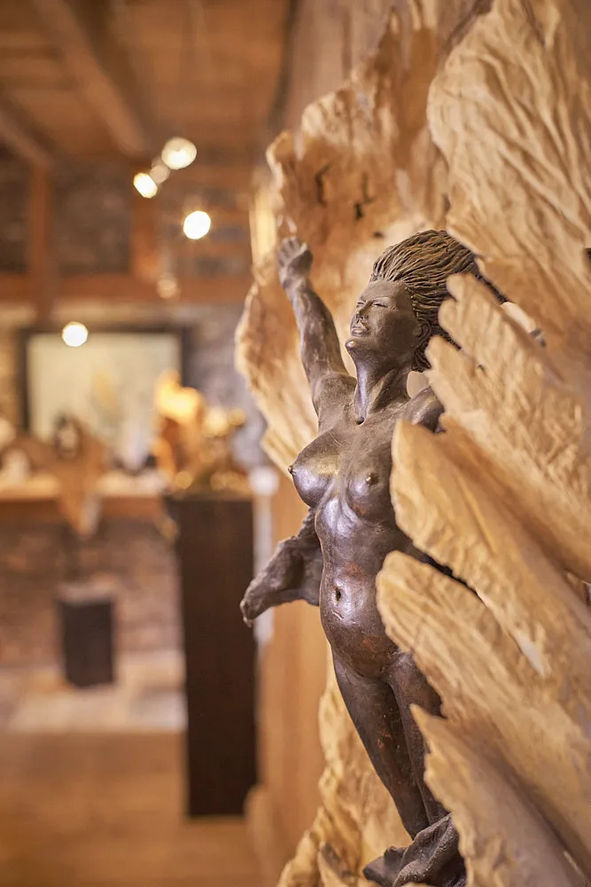 Sculpture de Bruno Barbieri, bois et céramique