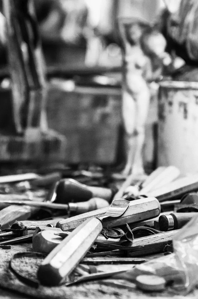 Des outils de sculpteur sur bois